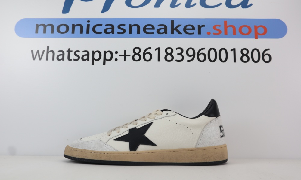 Golden Goose Ball-Star black white