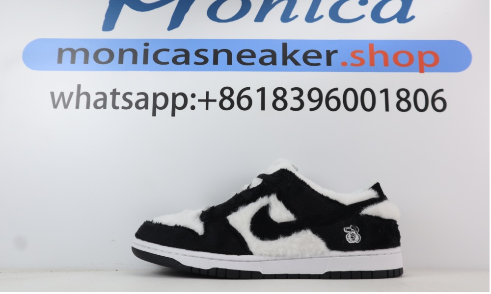 Verdy x Nike SB Dunk Low “Vick”