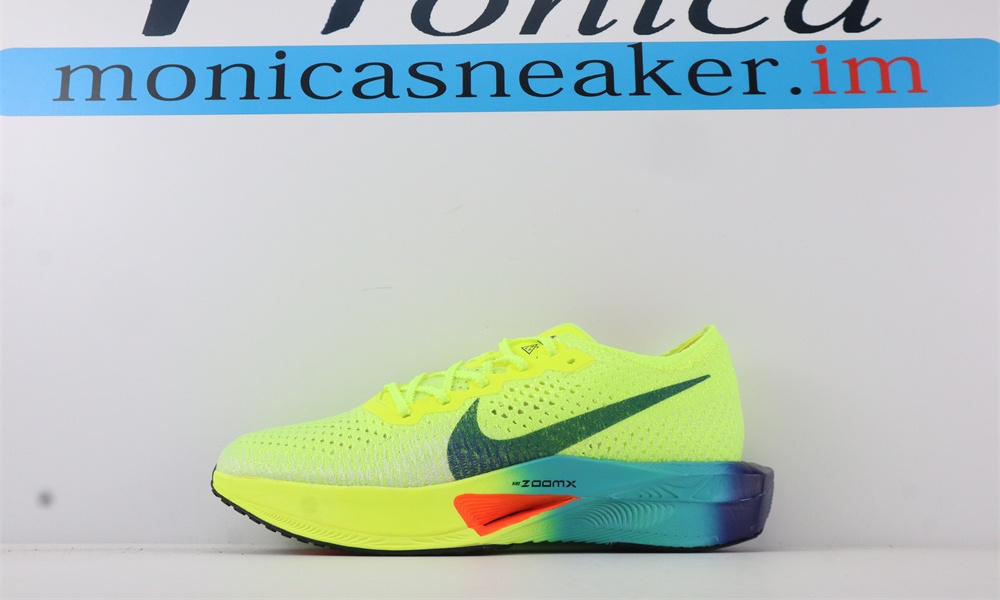 nike ZoomX VaporFly Next% 3